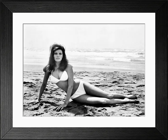 Framed Print : THE BIGGEST BUNDLE OF THEM ALL, Raquel Welch, 1968 Framed Print : THE BIGGEST BUNDLE OF THEM ALL, Raquel Welch, 1968