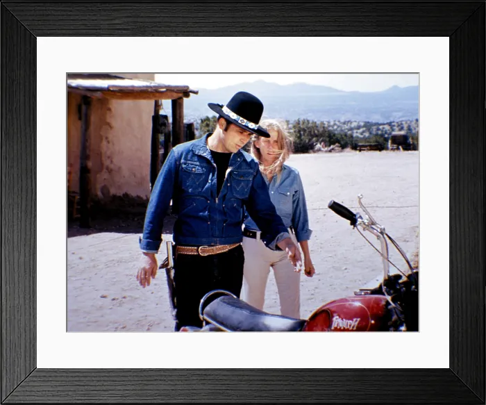 Framed Print : BILLY JACK, Tom Laughlin, Delores Taylor, 1971 Framed Print : BILLY JACK, Tom Laughlin, Delores Taylor, 1971