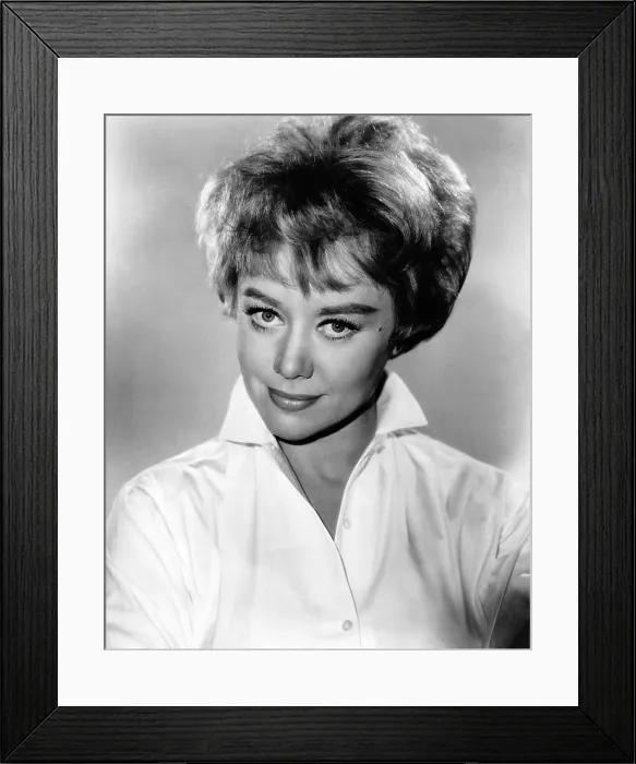 Framed Print : THE SUNDOWNERS, Glynis Johns, 1960