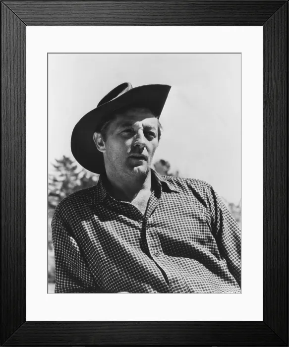 Framed Print : THE SUNDOWNERS, Robert Mitchum, 1960