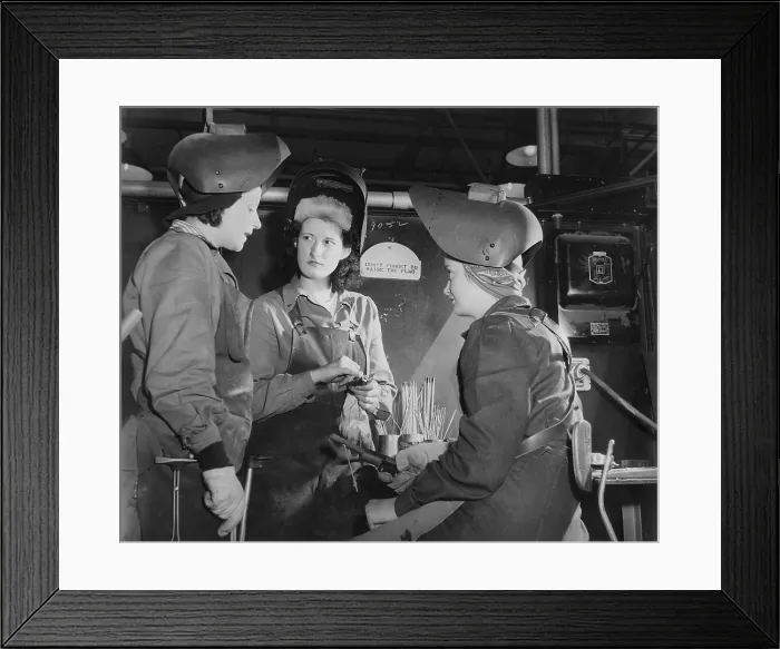 Framed Print : Women Welders at the Inglewood, California, plant of North American Aviation. During World War 2 the plant produced B-25 bombers and P-51 (Mustang) fighter planes. Ca. 1942-45 Framed Print : Women Welders at the Inglewood, California, plant of North American Aviation. During World War 2 the plant produced B-25 bombers and P-51 (Mustang) fighter planes. Ca. 1942-45