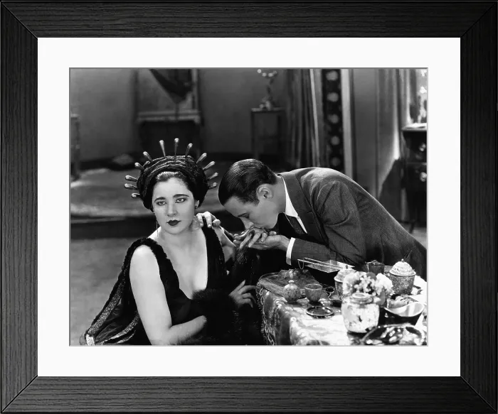 Framed Print : THE TEN COMMANDMENTS, from left: Nita Naldi, Rod La Rocque, 1923 Framed Print : THE TEN COMMANDMENTS, from left: Nita Naldi, Rod La Rocque, 1923