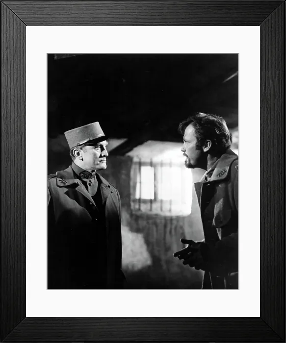 Framed Print : PATHS OF GLORY, Kirk Douglas, Raplh Meeker, 1957