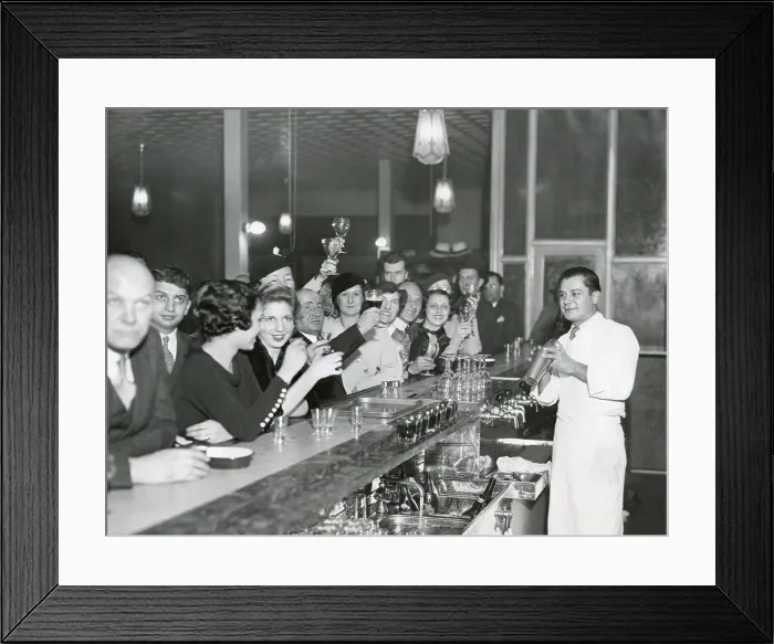 Framed Print : Customers at a Philadelphia bar after Prohibition's end, Dec. 1933. (BSLOC_2013_8_148)