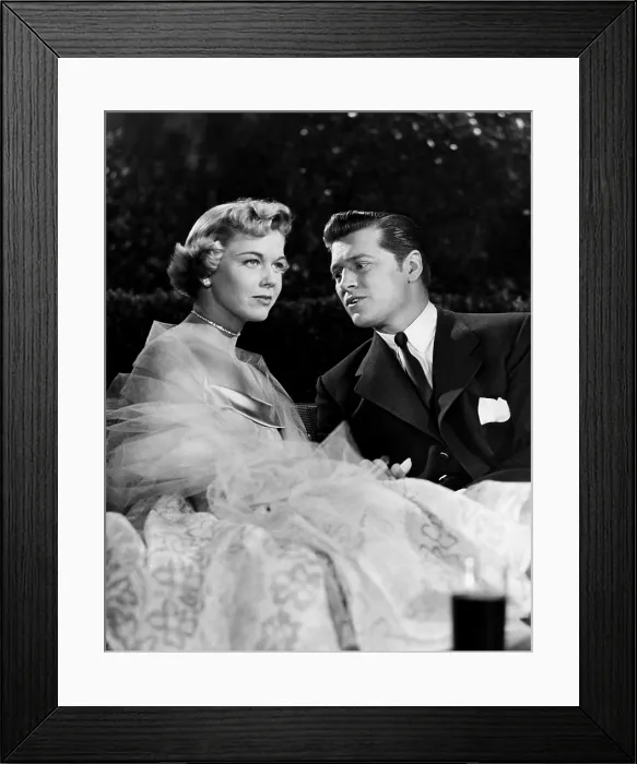 Framed Print : TEA FOR TWO, from left, Doris Day, Gordon MacRae, 1950