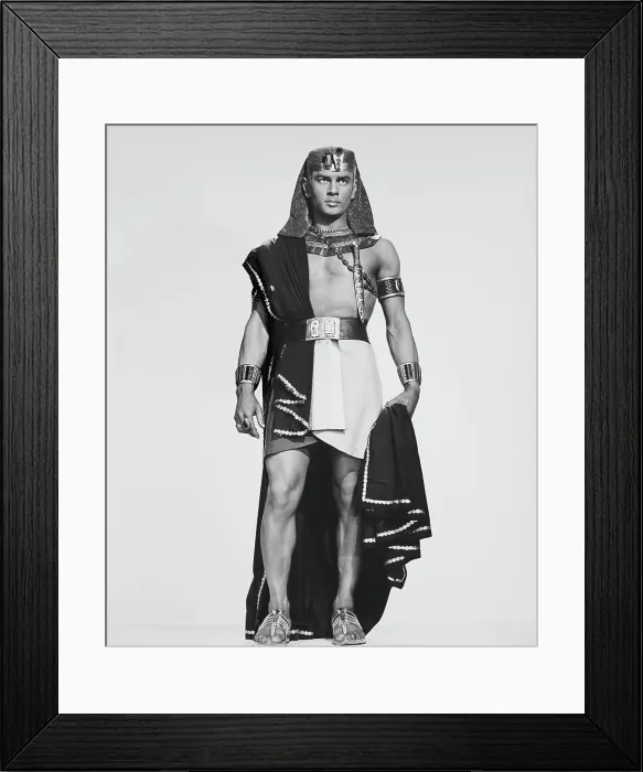Framed Print : THE TEN COMMANDMENTS, Yul Brynner, 1956 Framed Print : THE TEN COMMANDMENTS, Yul Brynner, 1956