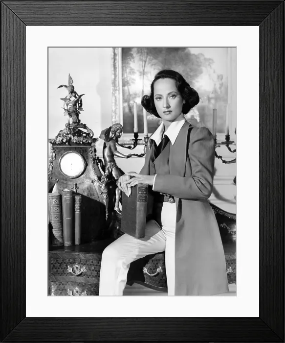 Framed Print : A SONG TO REMEMBER, Merle Oberon, 1945 Framed Print : A SONG TO REMEMBER, Merle Oberon, 1945