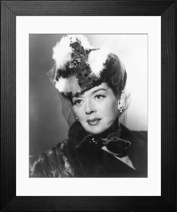 Framed Print : WHAT A WOMAN!, Rosalind Russell, 1943 Framed Print : WHAT A WOMAN!, Rosalind Russell, 1943