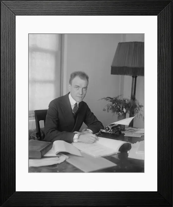 Framed Print : Earl Carroll in his New York office. He was a producer, director, songwriter, and composer whose shows featured the most immodestly dressed showgirls on Broadway Framed Print : Earl Carroll in his New York office. He was a producer, director, songwriter, and composer whose shows featured the most immodestly dressed showgirls on Broadway