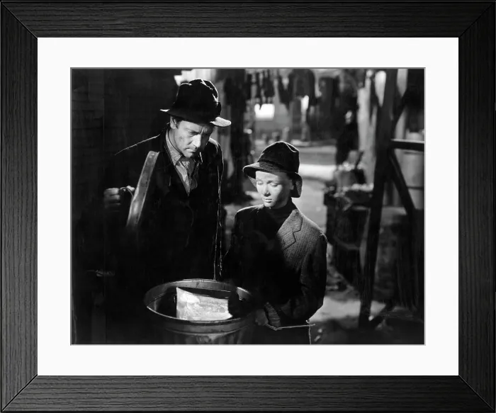 Framed Print : SULLIVAN'S TRAVELS, Joel McCrea, Veronica Lake, 1941 Framed Print : SULLIVAN'S TRAVELS, Joel McCrea, Veronica Lake, 1941
