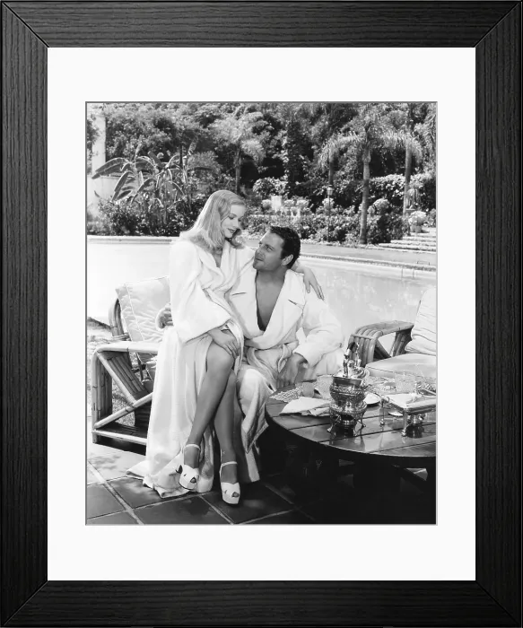 Framed Print : SULLIVAN'S TRAVELS, from left, Veronica Lake, Joel McCrea, 1941