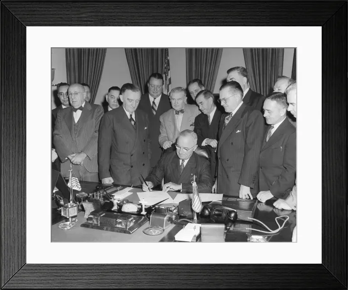 Framed Print : President Harry Truman signs act establishing Upper Colorado River Basin Compact. April 6, 1949. Four men behind Truman's chair, L-R: Interior Sec