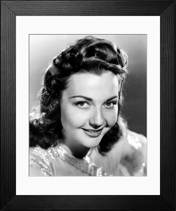 Framed Print : SUN VALLEY SERENADE, Lynn Bari, 1941. TM and Copyright 20th Century-Fox Film Corp. All Rights Reserved
