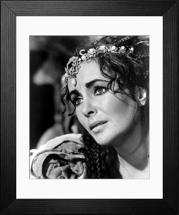 Framed Print : THE TAMING OF THE SHREW, Elizabeth Taylor, 1967