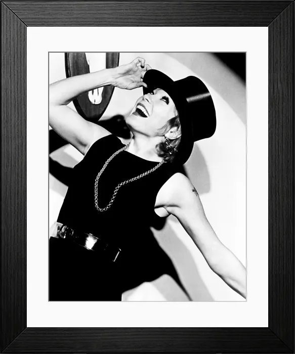 Framed Print : SWEET CHARITY, Shirley MacLaine, 1969 Framed Print : SWEET CHARITY, Shirley MacLaine, 1969