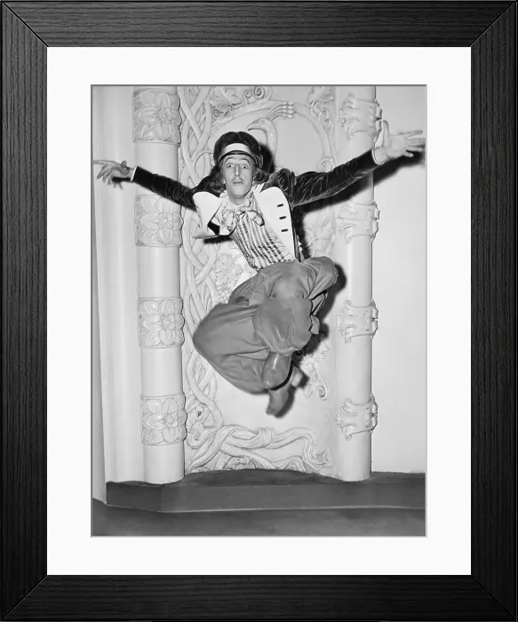Framed Print : SWEETHEARTS, Ray Bolger, 1938