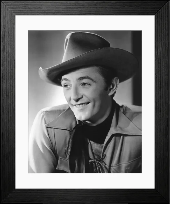 Framed Print : WEST OF THE PECOS, Robert Mitchum, 1945