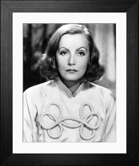 Framed Print : THE PAINTED VEIL, Greta Garbo, 1934
