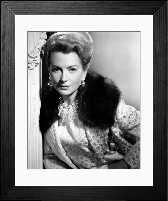 Framed Print : THE CHALK GARDEN, Deborah Kerr, 1964 Framed Print : THE CHALK GARDEN, Deborah Kerr, 1964