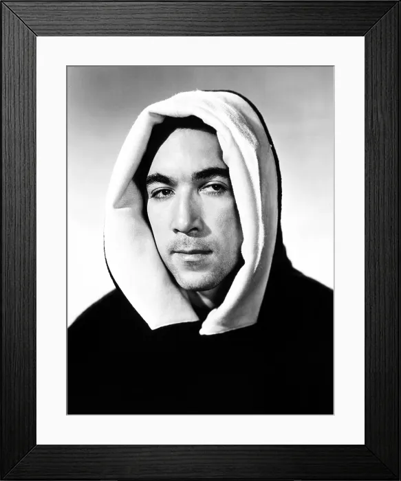 Framed Print : BACK TO BATAAN, Anthony Quinn, 1945