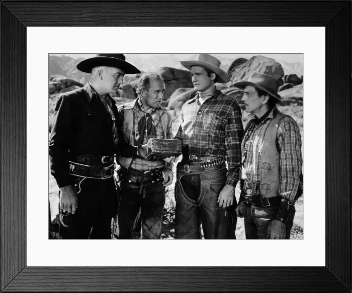 Framed Print : BAR 20, from left: William Boyd, Andy Clyde, George Reeves, Francis McDonald, 1943 Framed Print : BAR 20, from left: William Boyd, Andy Clyde, George Reeves, Francis McDonald, 1943
