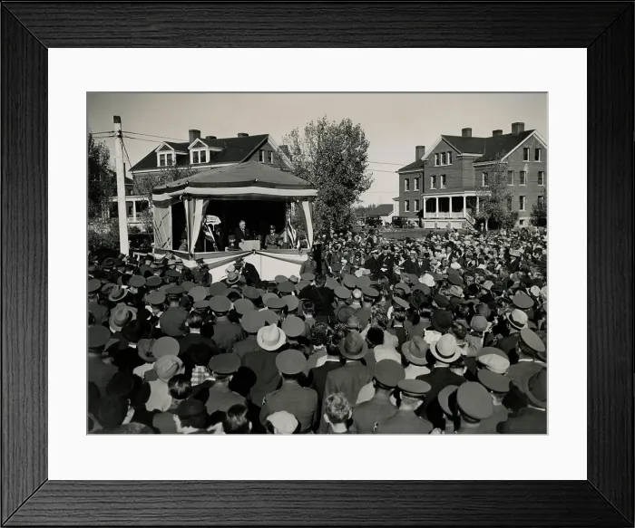 Framed Print : President Roosevelt addressing a crowd at Fort Warren, Cheyenne, WY. Oct. 12, 1936