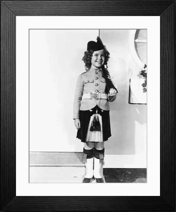 Framed Print : WEE WILLIE WINKIE, Shirley Temple, 1937, 20th Century Fox, TM & Copyright / courtesy Everett Collection