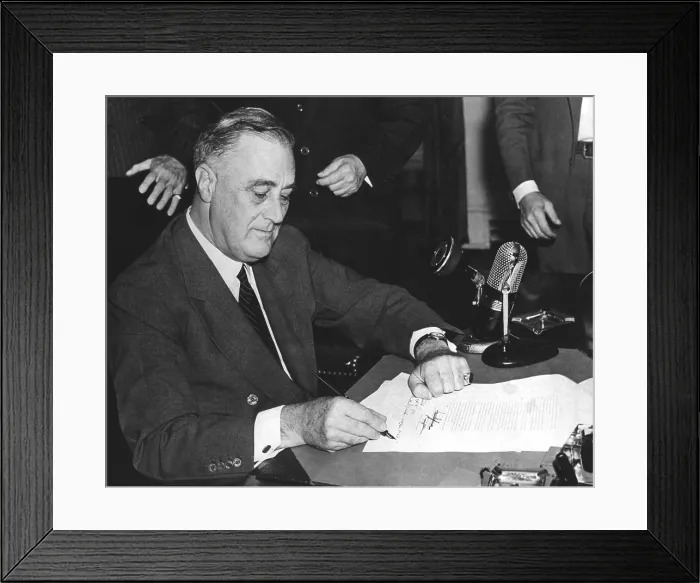Framed Print : Franklin Roosevelt signing the Burke-Wadsworth Conscription Act. Sept. 16, 1940 Framed Print : Franklin Roosevelt signing the Burke-Wadsworth Conscription Act. Sept. 16, 1940