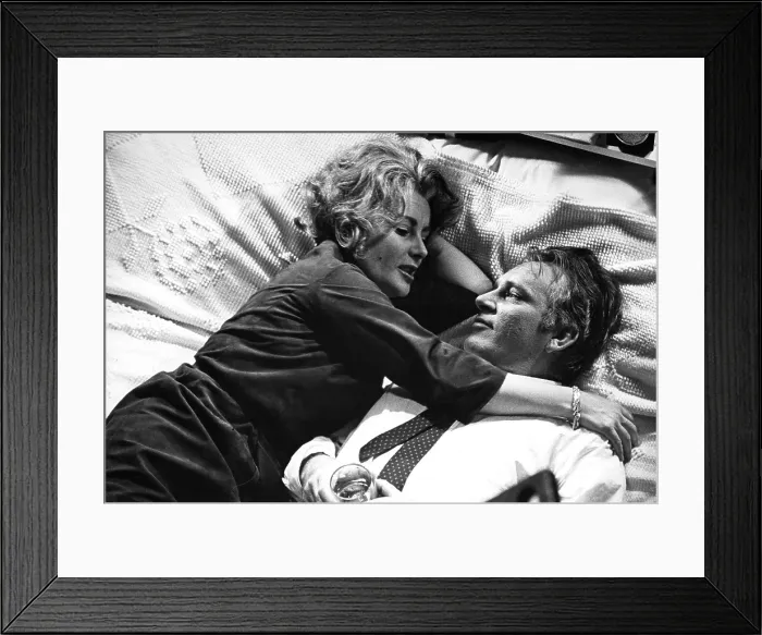 Framed Print : WHO'S AFRAID OF VIRGINIA WOOLF?, Elizabeth Taylor, Richard Burton, 1966 Framed Print : WHO'S AFRAID OF VIRGINIA WOOLF?, Elizabeth Taylor, Richard Burton, 1966