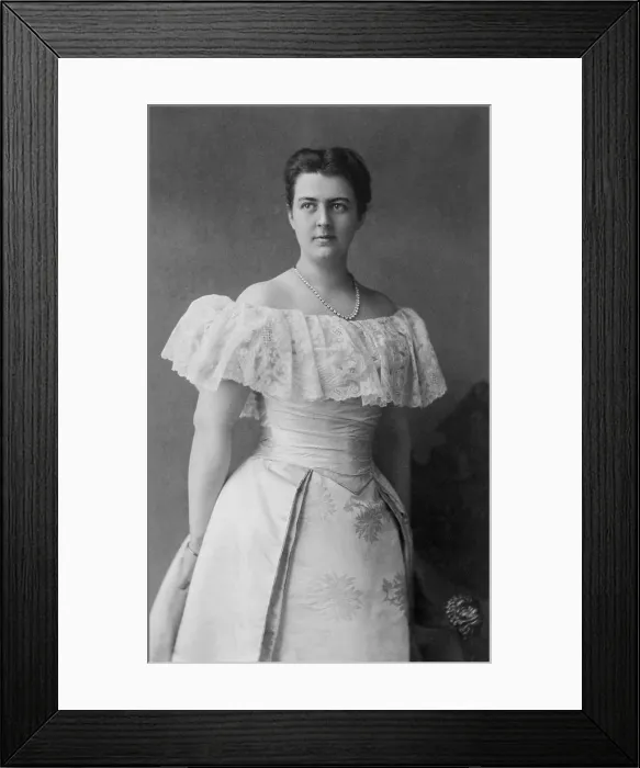 Framed Print : Frances Folsom Cleveland, wife of Grover Cleveland, 22nd President of the US. As First Lady, she gave birth to Esther Cleveland in the White House in 1893