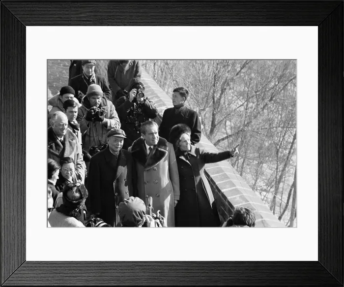 Framed Print : President and Mrs. Richard Nixon visiting the Great Wall of China. Feb. 24, 1972. Photo by Robert Pepper Martin. (BSLOC_2015_14_45)