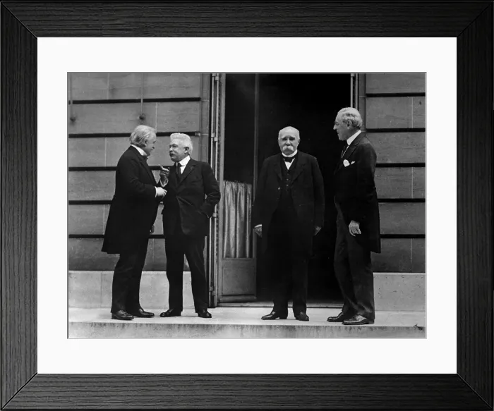 Framed Print : Council of Four of the Peace Conference. Leaders of the Victorious allies of World War I at the Hotel Crillon, Paris, France Framed Print : Council of Four of the Peace Conference. Leaders of the Victorious allies of World War I at the Hotel Crillon, Paris, France