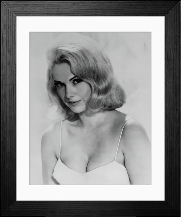 Framed Print : THE CARPETBAGGERS, Martha Hyer, 1964 Framed Print : THE CARPETBAGGERS, Martha Hyer, 1964