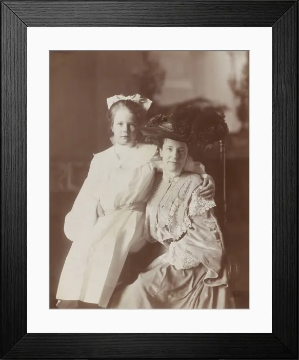 Framed Print : First Lady Edith Carow Roosevelt, with her daughter Ethel, c. 1904