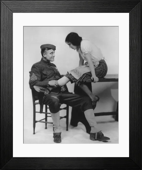 Framed Print : WHAT PRICE GLORY, from left: Edmund Lowe, Dolores del Rio, 1926, TM & Copyright 20th Century Fox Film Corp. / courtesy Everett Collection