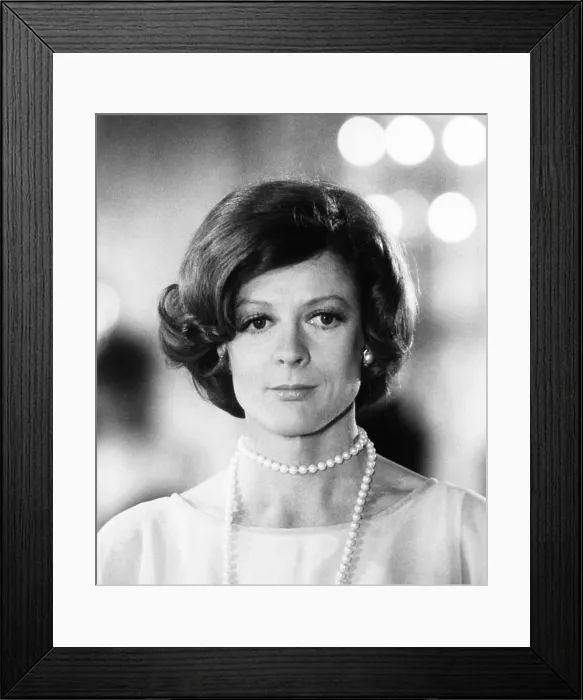 Framed Print : CALIFORNIA SUITE, Maggie Smith, 1978, (c) Columbia Pictures / courtesy Everett Collection
