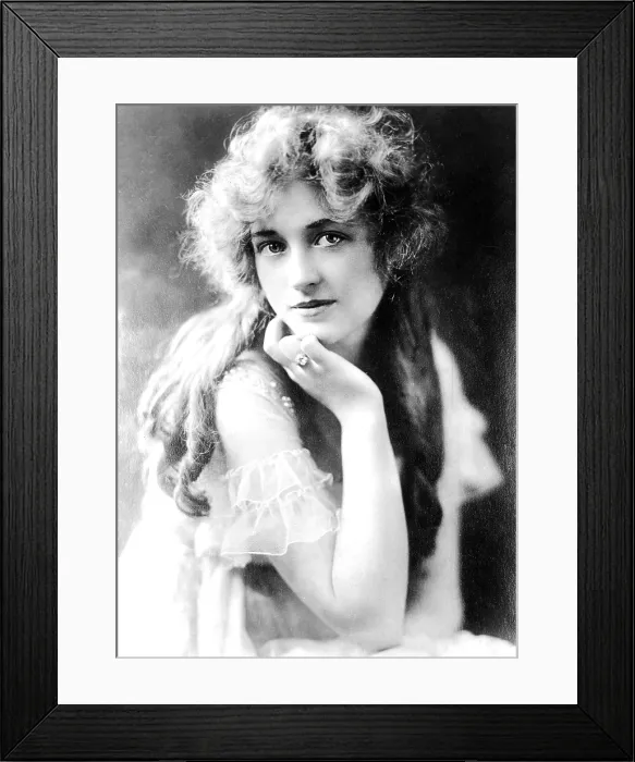 Framed Print : CECILIA OF THE PINK ROSES, Marion Davies, 1918 Framed Print : CECILIA OF THE PINK ROSES, Marion Davies, 1918