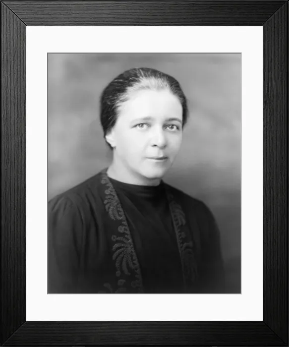 Framed Print : Hannah Stone, was a physician and associate of Margaret Sanger. In the 1920's she was twice arrested for her birth control activism, and was acquitted on both occasions Framed Print : Hannah Stone, was a physician and associate of Margaret Sanger. In the 1920's she was twice arrested for her birth control activism, and was acquitted on both occasions