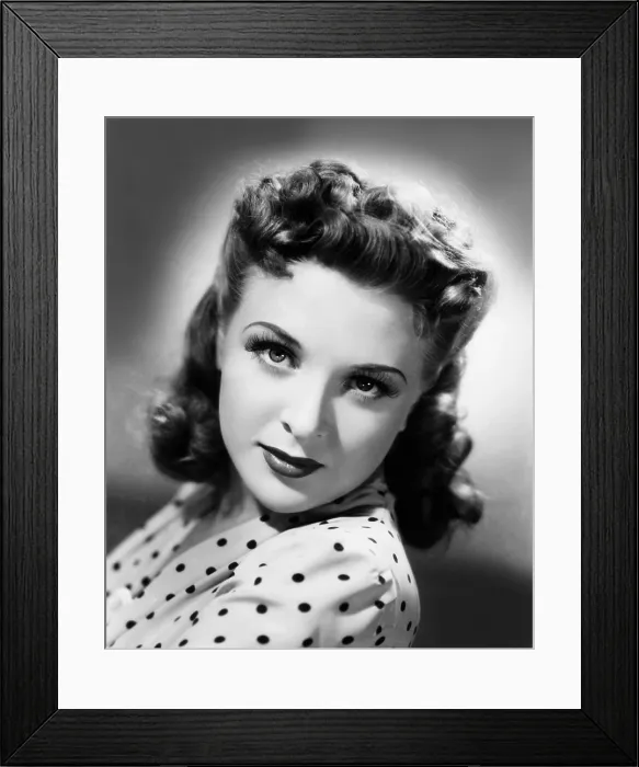 Framed Print : CAPTIVE WILD WOMAN, Evelyn Ankers, 1943