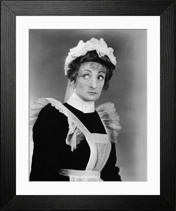 Framed Print : CAVALCADE, Una O'Connor, 1933, TM & Copyright 20th Century Fox Film Corp. / courtesy Everett Collection