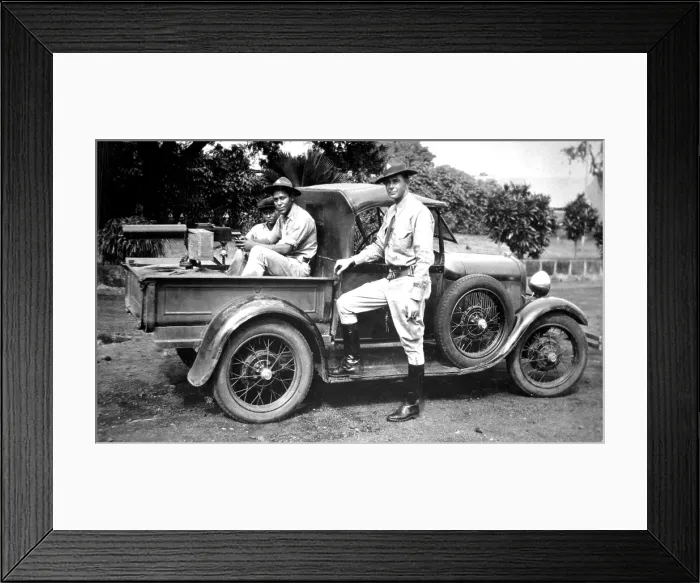 Framed Print : U.S. Marines in Nicaragua in 1932. Heavy Browning Machine Gun is mounted on a car in preparation for U.S Framed Print : U.S. Marines in Nicaragua in 1932. Heavy Browning Machine Gun is mounted on a car in preparation for U.S