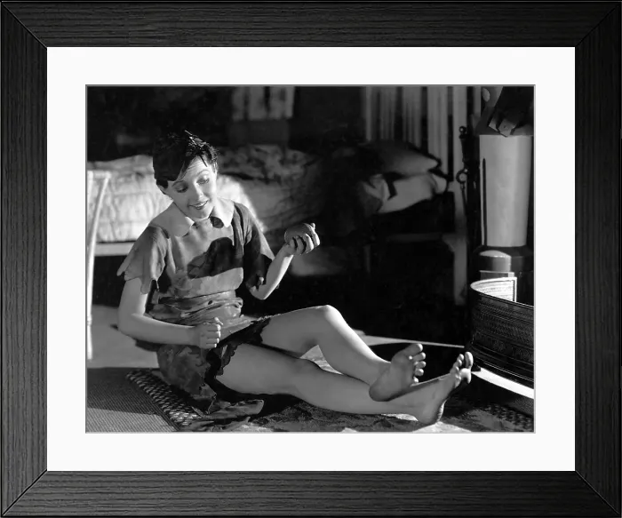 Framed Print : PETER PAN, Betty Bronson, 1924 Framed Print : PETER PAN, Betty Bronson, 1924