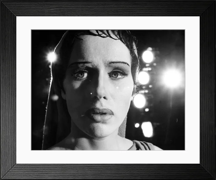 Framed Print : PERSONA, Liv Ullmann, 1966 Framed Print : PERSONA, Liv Ullmann, 1966