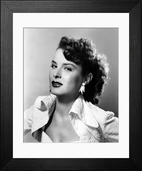 Framed Print : PICKUP ON SOUTH STREET, Jean Peters, 1953, TM and Copyright (c) 20th Century-Fox Film Corp. All Rights Reserved
