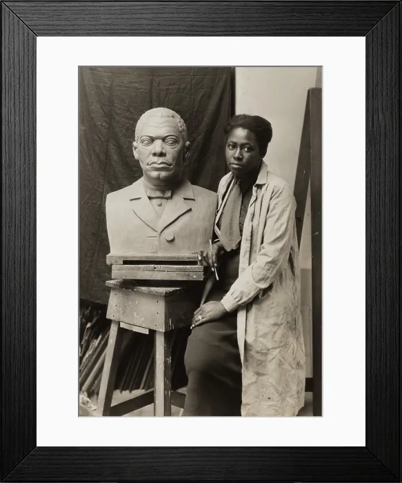 Framed Print : African American sculptor, Selma Burke, with her portrait bust of Booker T. Washington, c. 1936. The portrait was one of her WPA works