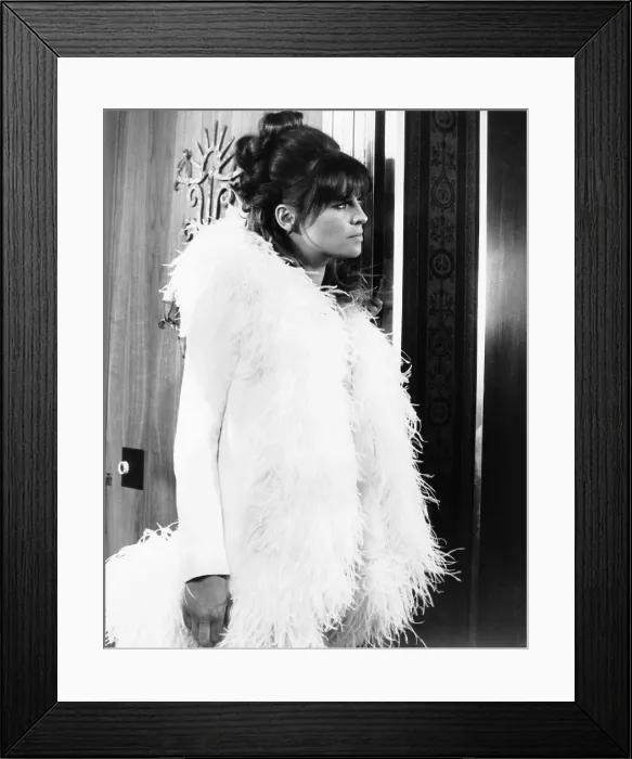 Framed Print : PETULIA, Julie Christie, 1968 Framed Print : PETULIA, Julie Christie, 1968