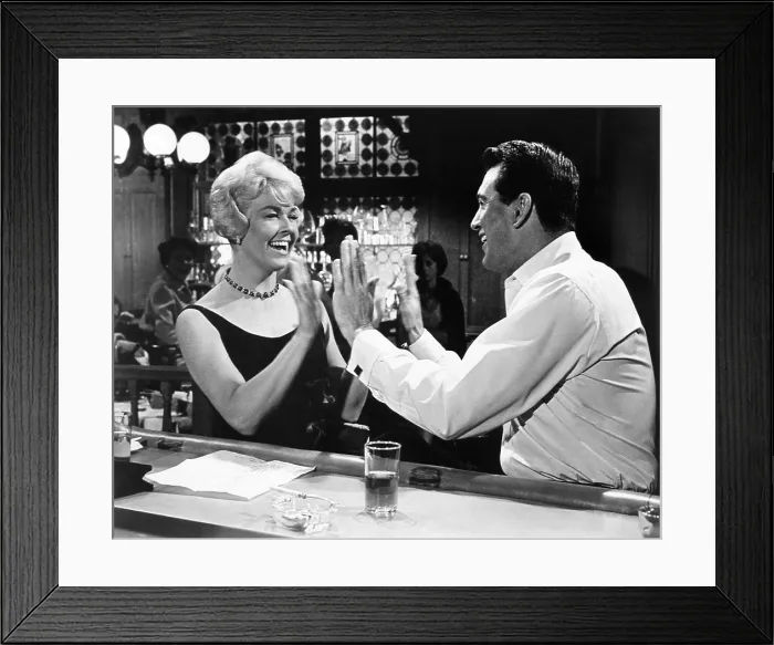 Framed Print : PILLOW TALK, from left: Doris Day, Rock Hudson, 1959 Framed Print : PILLOW TALK, from left: Doris Day, Rock Hudson, 1959