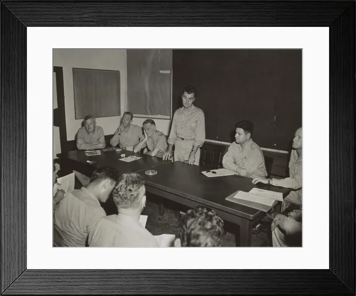 Framed Print : US top secret briefing on Guam, August 5, 1945, before the Hiroshima atomic bomb drop