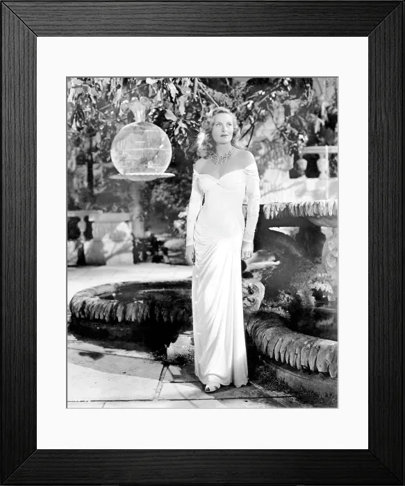Framed Print : THE CHASE, Michele Morgan, 1946
