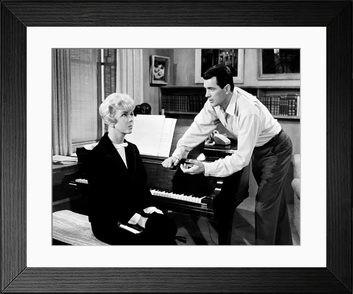 Framed Print : PILLOW TALK, from left, Doris Day, Rock Hudson, 1959 Framed Print : PILLOW TALK, from left, Doris Day, Rock Hudson, 1959
